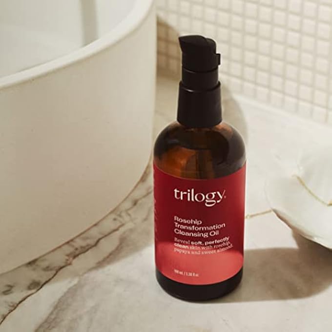Trilogy ROSEHIP TRANSFORMATION CLEANSING OIL - Image 2
